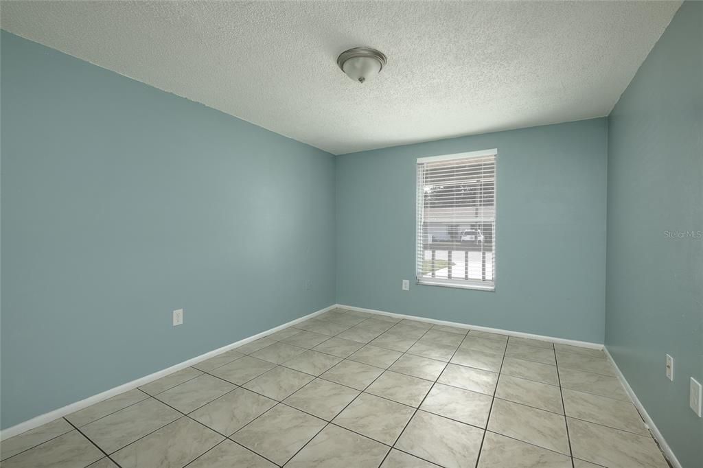 For Sale: $175,000 (2 beds, 2 baths, 1032 Square Feet)