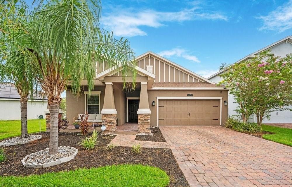 Active With Contract: $438,000 (3 beds, 2 baths, 1737 Square Feet)