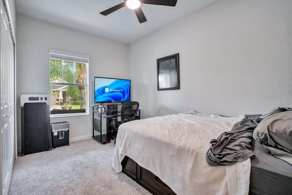 Active With Contract: $438,000 (3 beds, 2 baths, 1737 Square Feet)