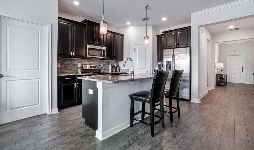 Active With Contract: $438,000 (3 beds, 2 baths, 1737 Square Feet)