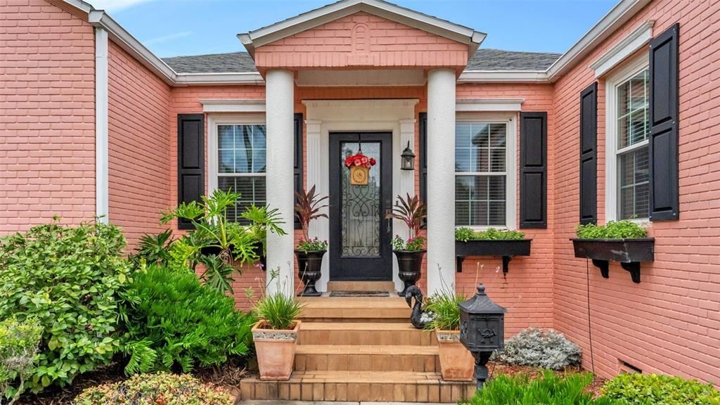En Venta: $639,900 (3 camas, 3 baños, 1990 Pies cuadrados)