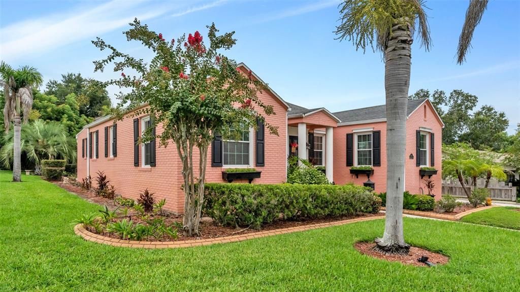 En Venta: $639,900 (3 camas, 3 baños, 1990 Pies cuadrados)