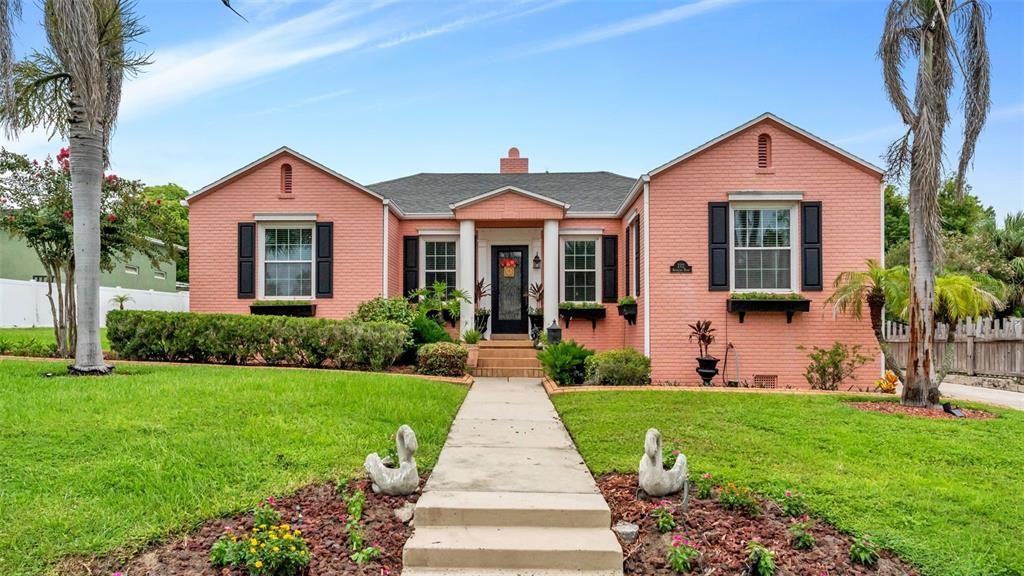 En Venta: $639,900 (3 camas, 3 baños, 1990 Pies cuadrados)
