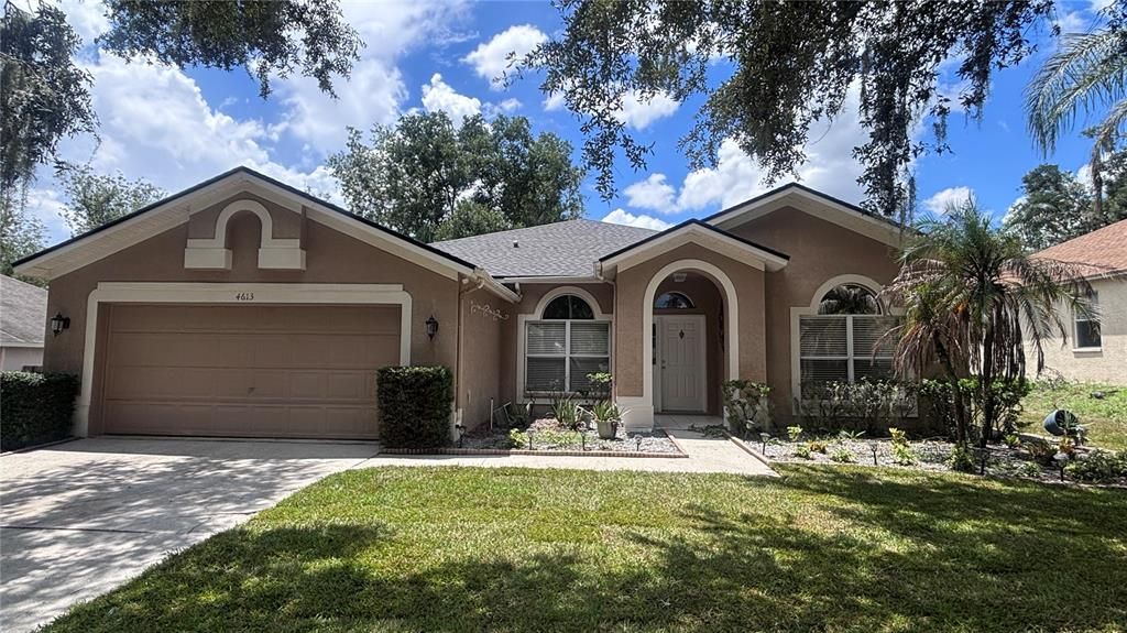 For Rent: $3,200 (3 beds, 2 baths, 2282 Square Feet)