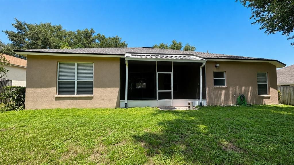 For Rent: $3,200 (3 beds, 2 baths, 2282 Square Feet)