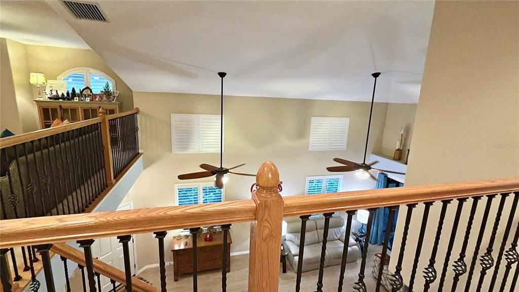 En Venta: $534,000 (3 camas, 3 baños, 2250 Pies cuadrados)