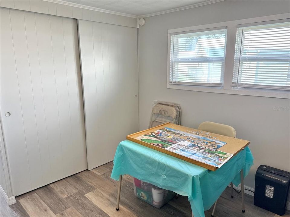 For Sale: $99,000 (2 beds, 1 baths, 794 Square Feet)