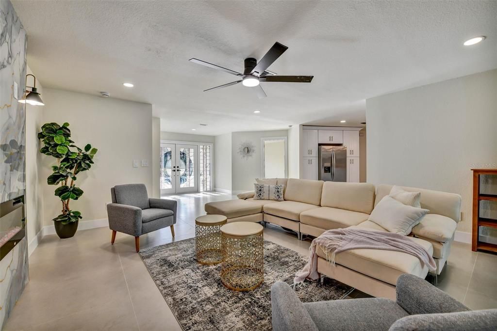 For Sale: $785,000 (4 beds, 3 baths, 2696 Square Feet)