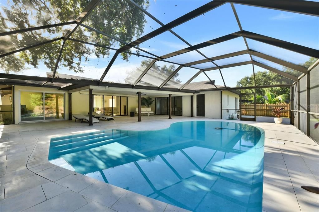 For Sale: $785,000 (4 beds, 3 baths, 2696 Square Feet)