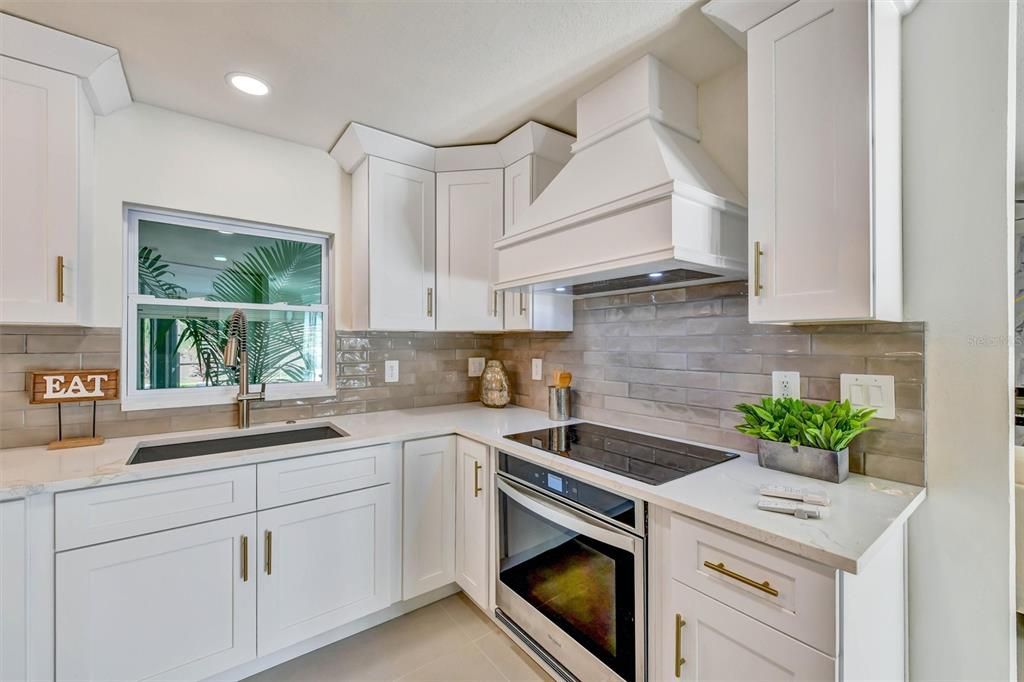 For Sale: $785,000 (4 beds, 3 baths, 2696 Square Feet)