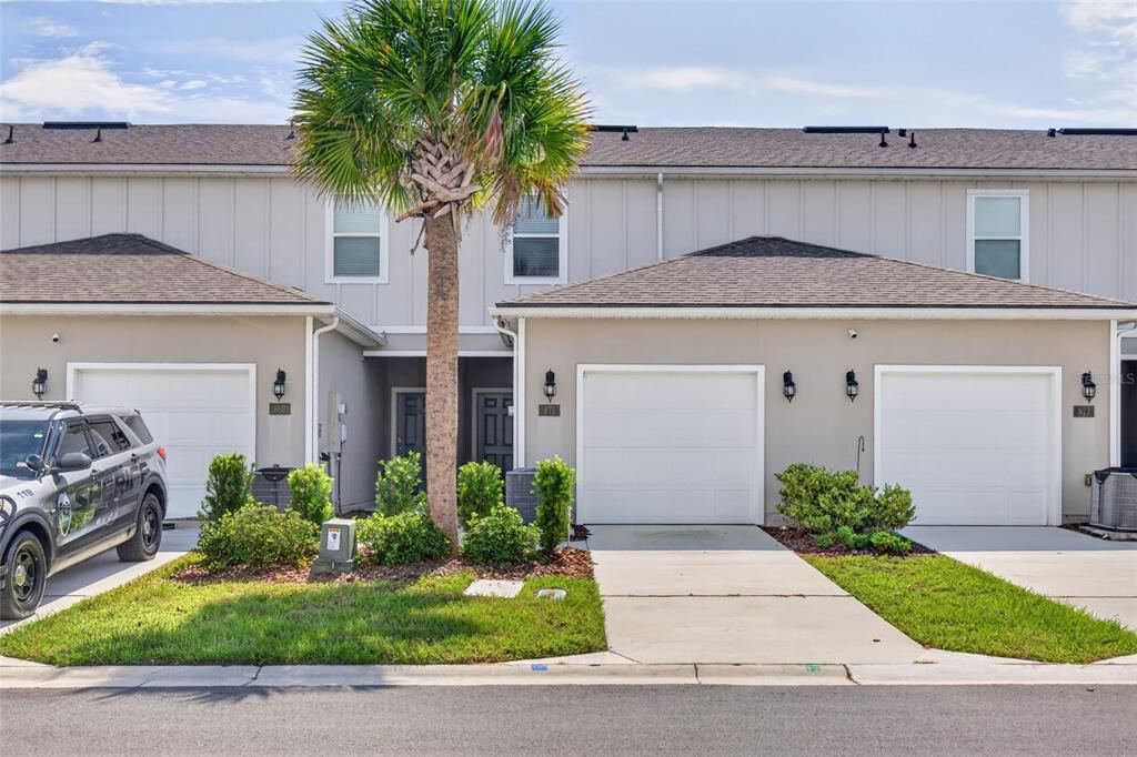 For Sale: $239,900 (2 beds, 2 baths, 1160 Square Feet)