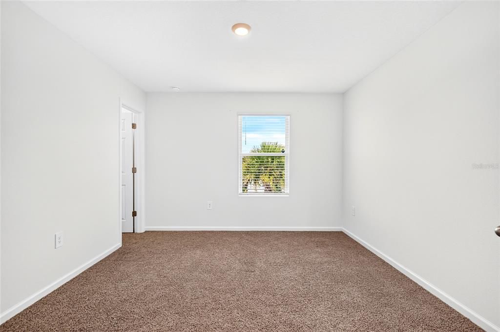 For Sale: $239,900 (2 beds, 2 baths, 1160 Square Feet)