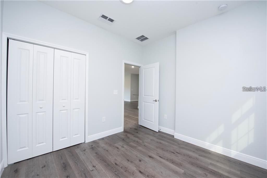 For Rent: $2,297 (3 beds, 2 baths, 1270 Square Feet)