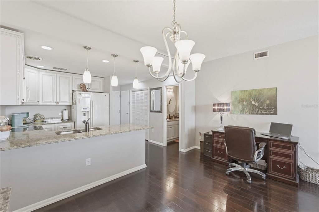 For Rent: $2,995 (1 beds, 1 baths, 1180 Square Feet)