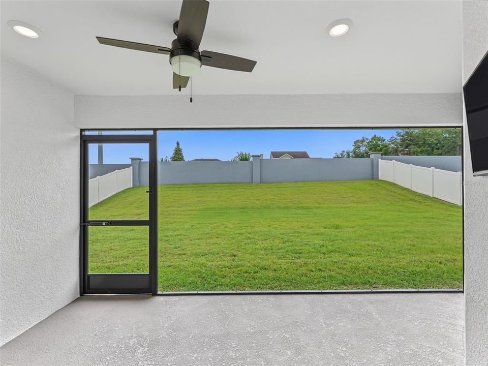 En Venta: $435,000 (3 camas, 2 baños, 1980 Pies cuadrados)