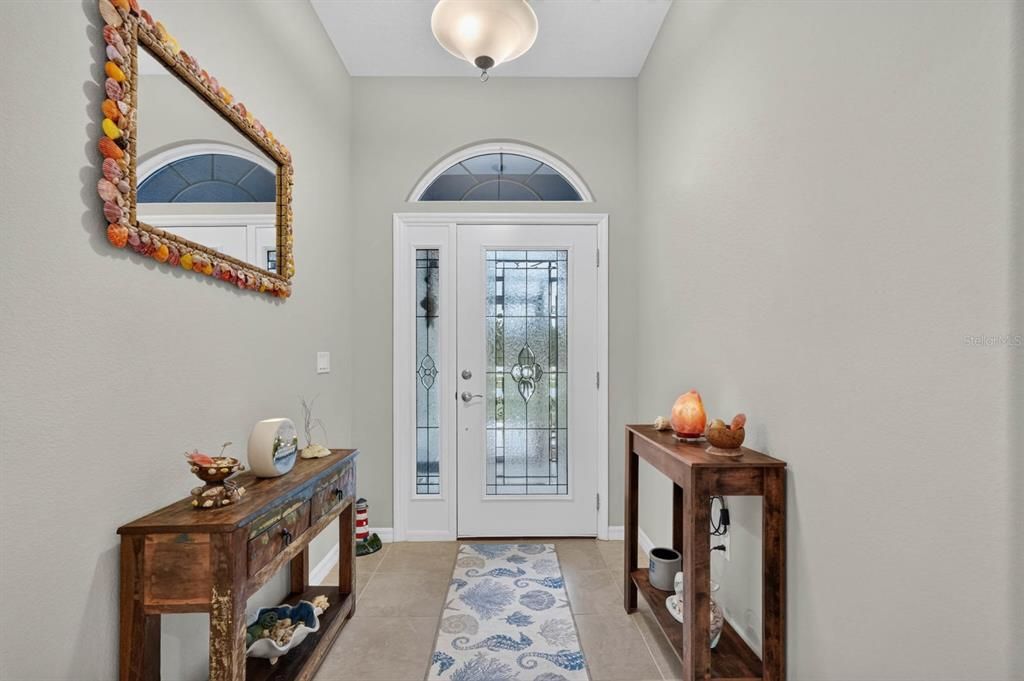 En Venta: $385,000 (3 camas, 2 baños, 1832 Pies cuadrados)
