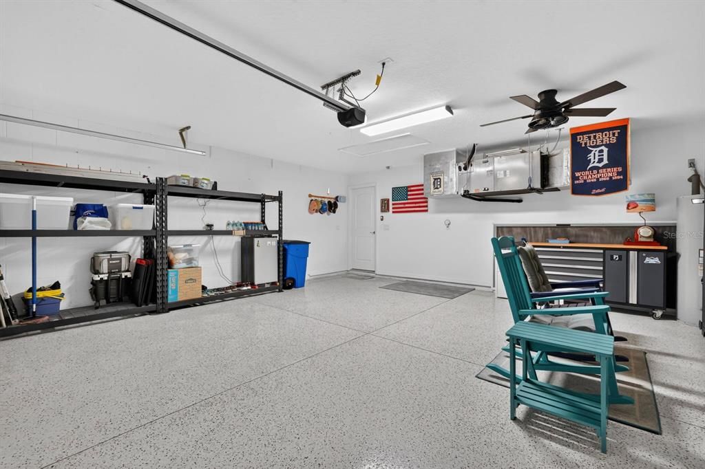 En Venta: $385,000 (3 camas, 2 baños, 1832 Pies cuadrados)