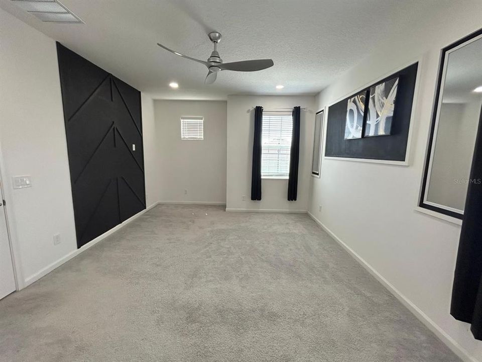 For Rent: $2,800 (4 beds, 3 baths, 2408 Square Feet)