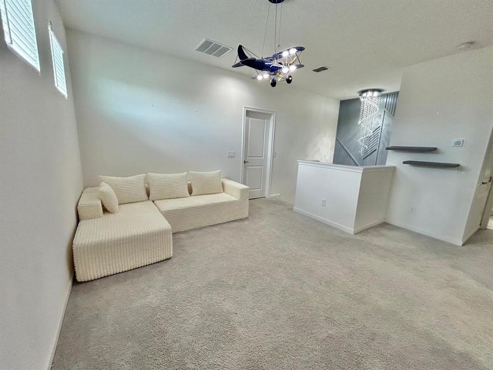 For Rent: $2,800 (4 beds, 3 baths, 2408 Square Feet)