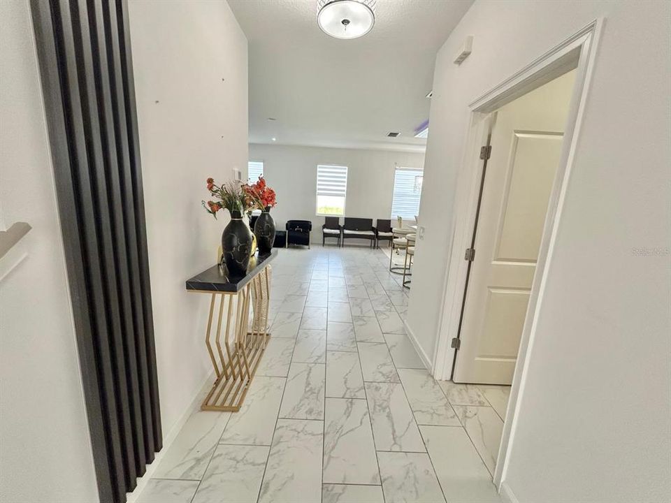 For Rent: $2,800 (4 beds, 3 baths, 2408 Square Feet)