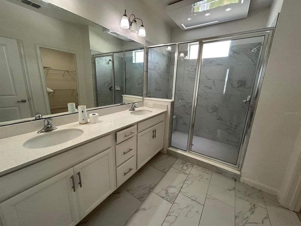 For Rent: $2,800 (4 beds, 3 baths, 2408 Square Feet)