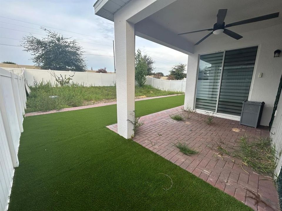For Rent: $2,800 (4 beds, 3 baths, 2408 Square Feet)