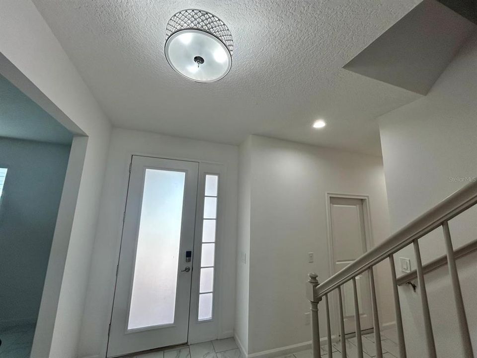 For Rent: $2,800 (4 beds, 3 baths, 2408 Square Feet)