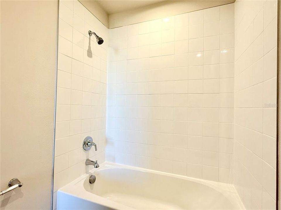 For Rent: $1,700 (3 beds, 2 baths, 1445 Square Feet)