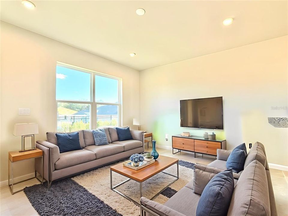 For Rent: $1,700 (3 beds, 2 baths, 1445 Square Feet)