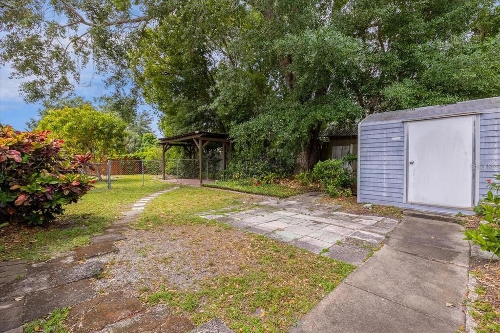 For Rent: $2,400 (3 beds, 2 baths, 1330 Square Feet)