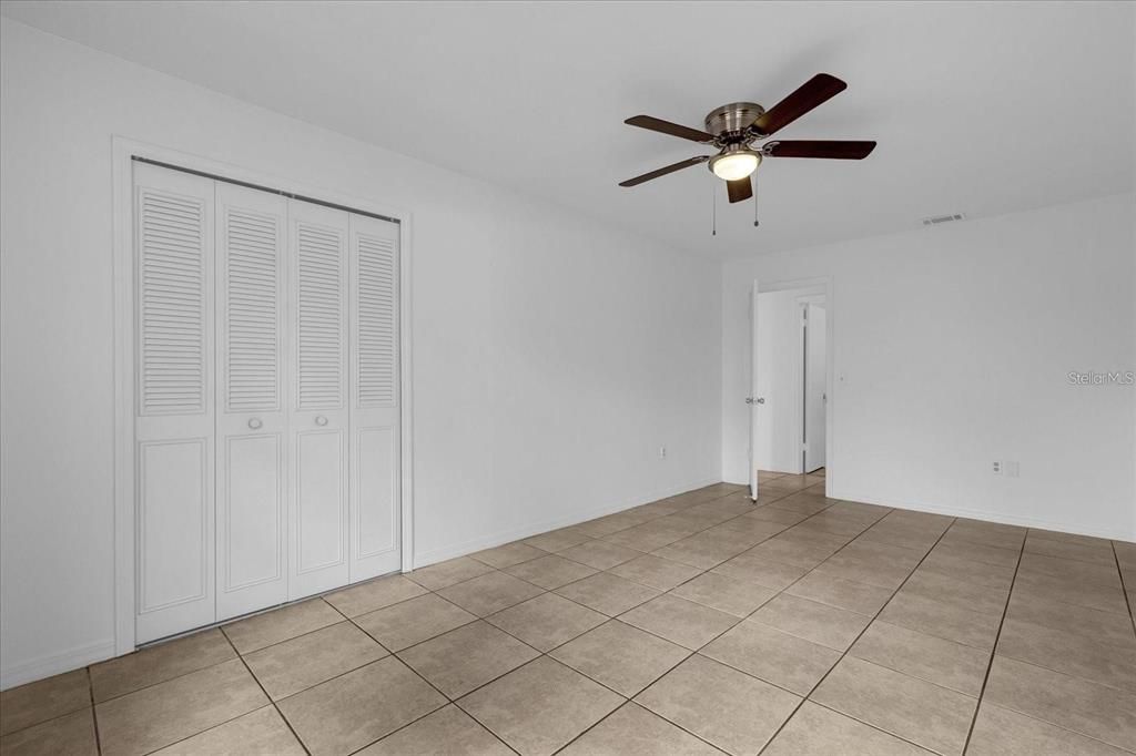 For Rent: $2,400 (3 beds, 2 baths, 1330 Square Feet)