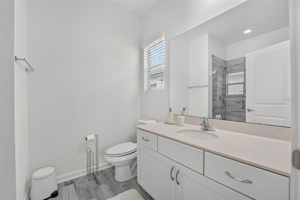 En Venta: $725,000 (6 camas, 6 baños, 3067 Pies cuadrados)