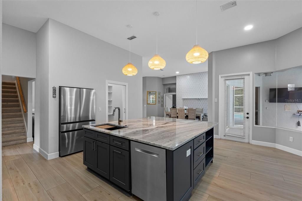 For Rent: $4,300 (4 beds, 3 baths, 3526 Square Feet)