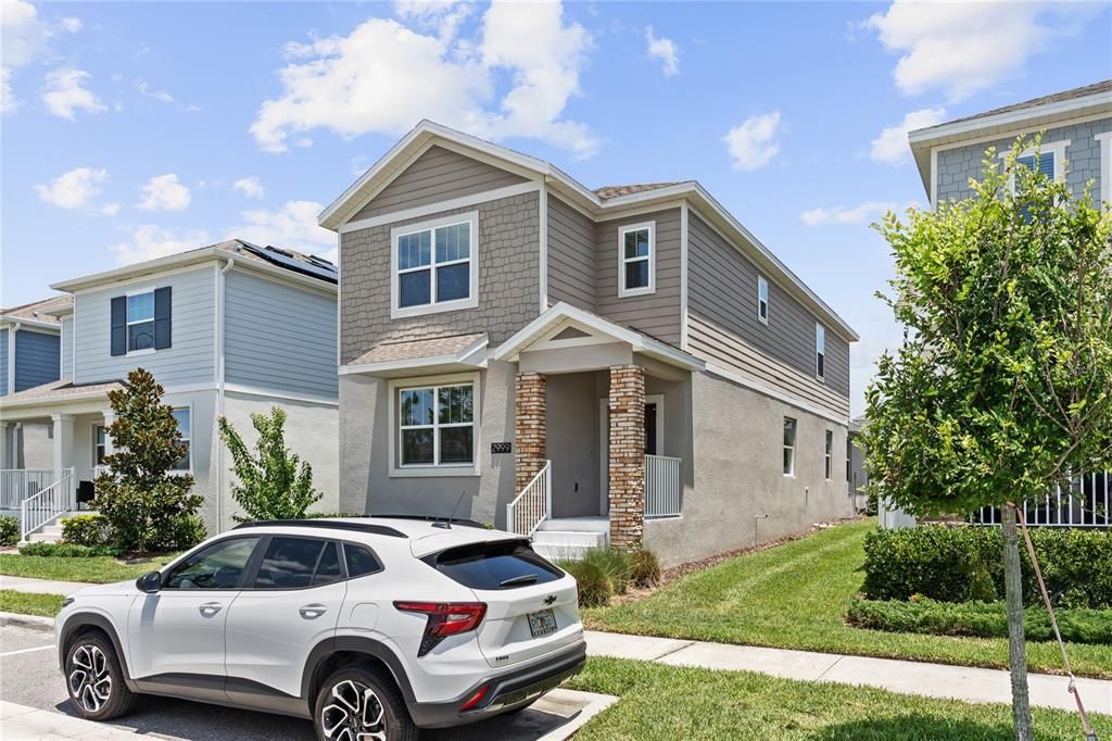 For Rent: $2,800 (4 beds, 3 baths, 2469 Square Feet)