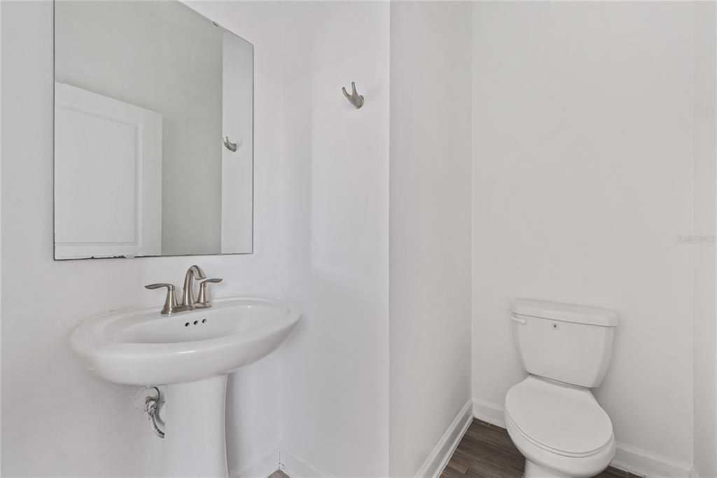 For Rent: $2,800 (4 beds, 3 baths, 2469 Square Feet)
