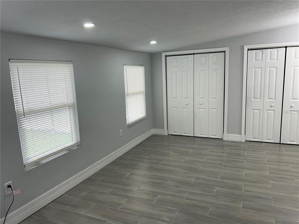 For Sale: $269,997 (3 beds, 2 baths, 1008 Square Feet)