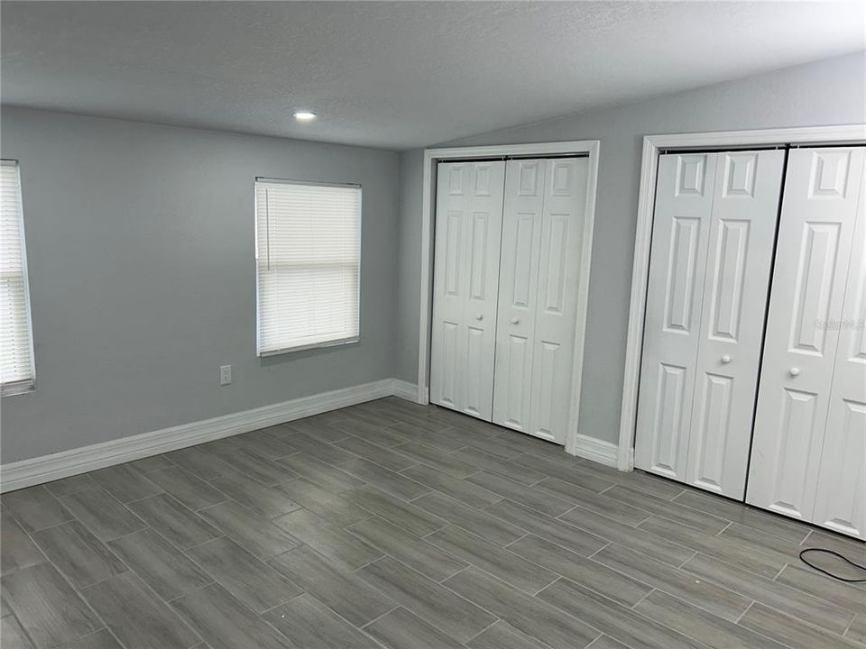 For Sale: $269,997 (3 beds, 2 baths, 1008 Square Feet)