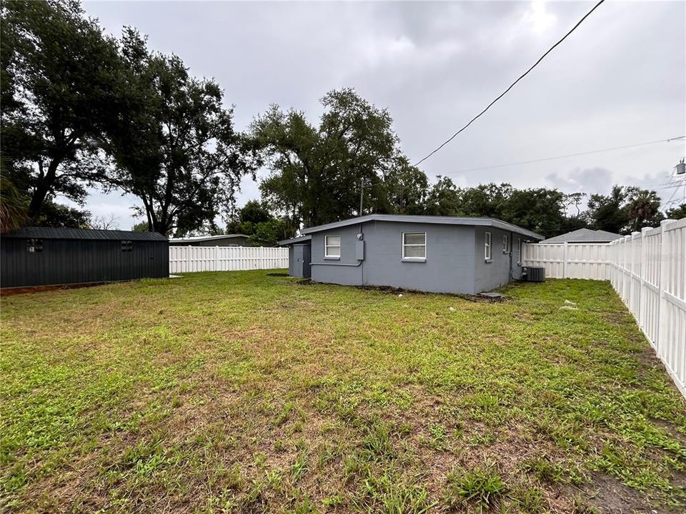 For Sale: $269,997 (3 beds, 2 baths, 1008 Square Feet)