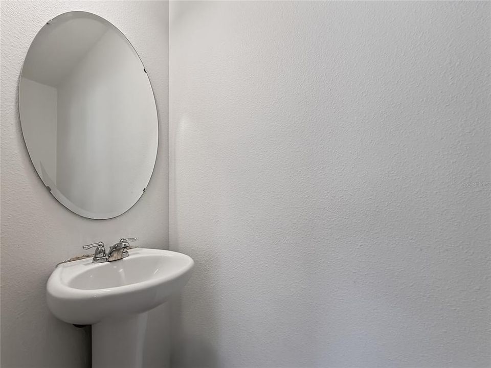 На продажу: $436,800 (4 спален, 2 ванн, 2069 Квадратных фут)