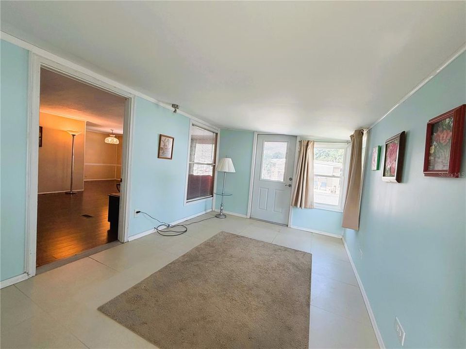 En Venta: $119,000 (2 camas, 2 baños, 1008 Pies cuadrados)