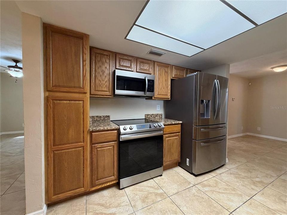 For Sale: $295,000 (3 beds, 2 baths, 1658 Square Feet)