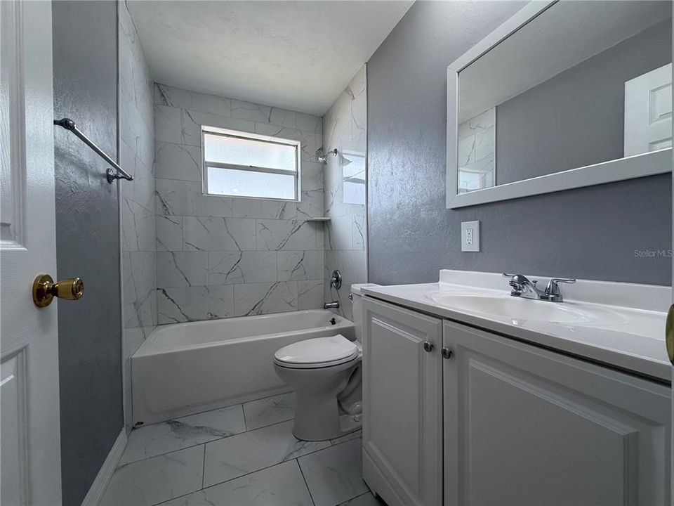 For Sale: $295,000 (3 beds, 2 baths, 1658 Square Feet)