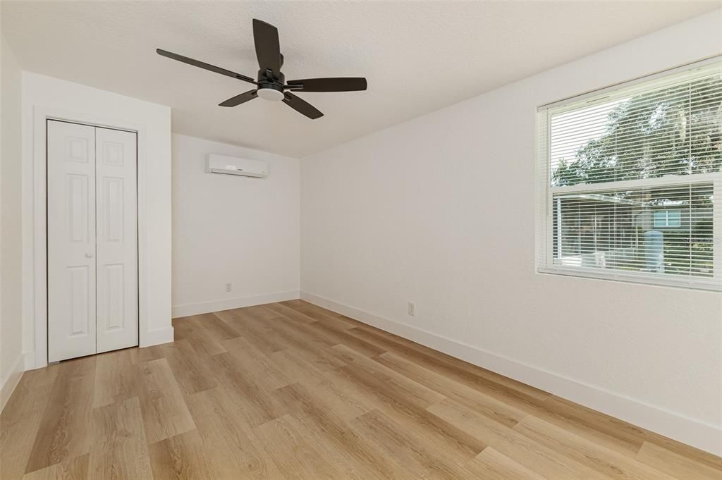 En Venta: $350,000 (4 camas, 2 baños, 1769 Pies cuadrados)