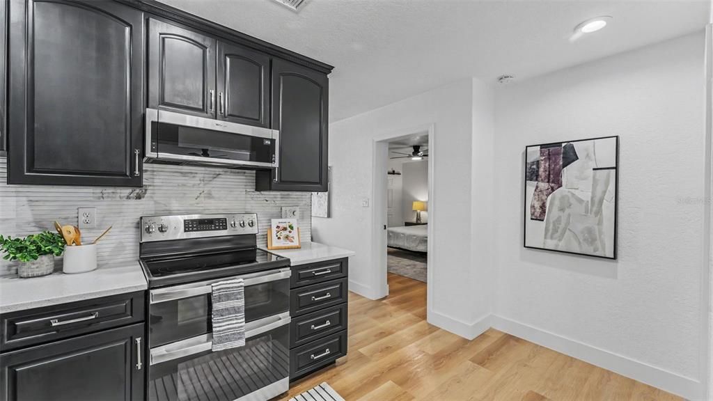 En Venta: $350,000 (4 camas, 2 baños, 1769 Pies cuadrados)