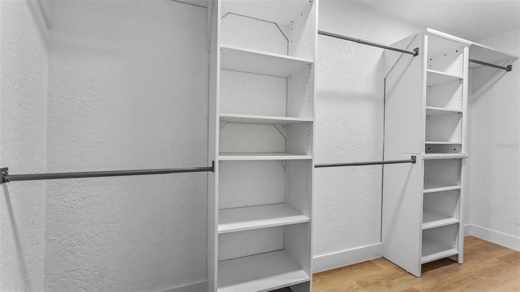 En Venta: $350,000 (4 camas, 2 baños, 1769 Pies cuadrados)