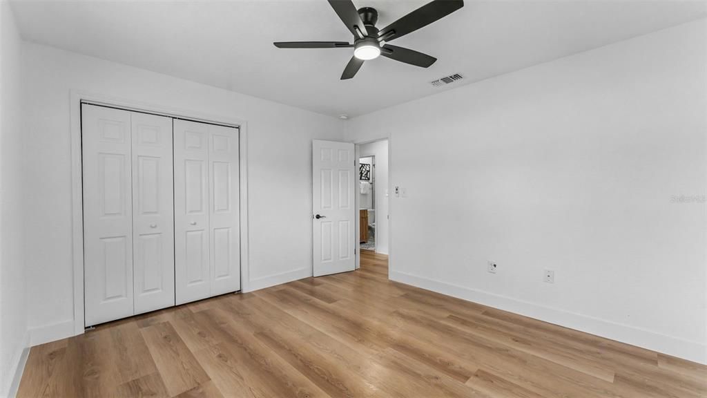 En Venta: $350,000 (4 camas, 2 baños, 1769 Pies cuadrados)