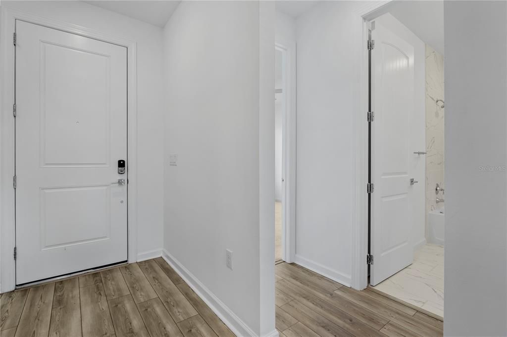 На продажу: $447,000 (3 спален, 2 ванн, 2054 Квадратных фут)