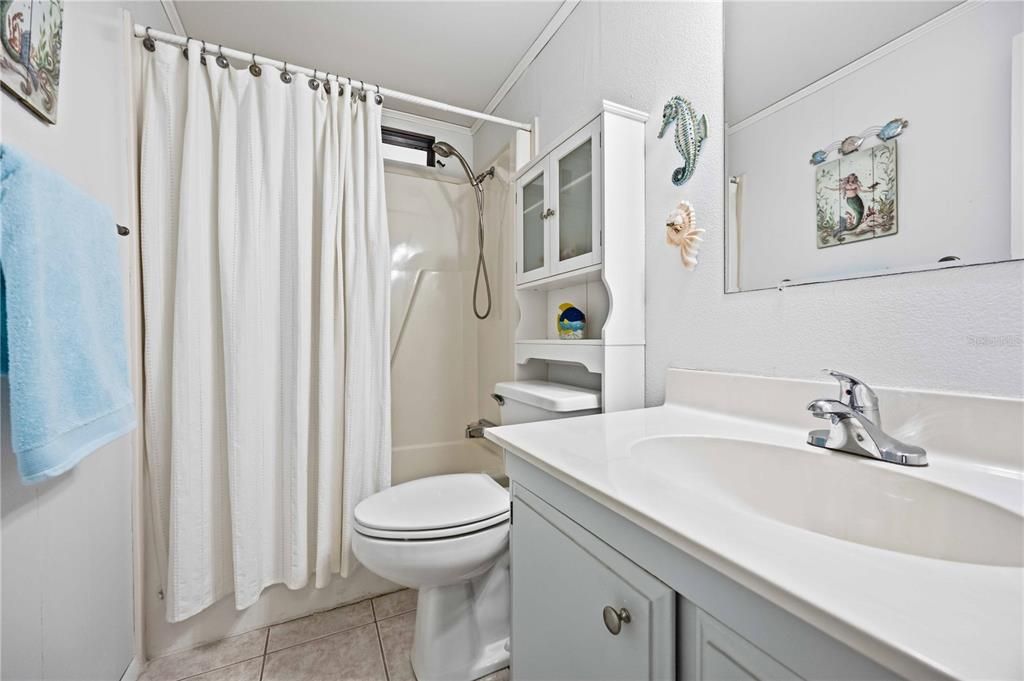 For Sale: $139,000 (2 beds, 2 baths, 1150 Square Feet)