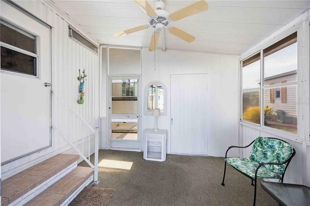 For Sale: $139,000 (2 beds, 2 baths, 1150 Square Feet)