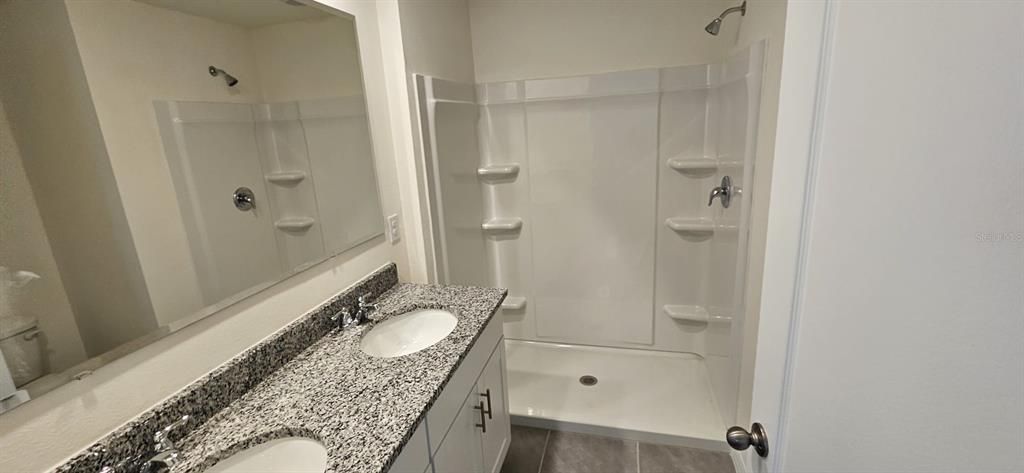 For Rent: $2,275 (3 beds, 2 baths, 1560 Square Feet)